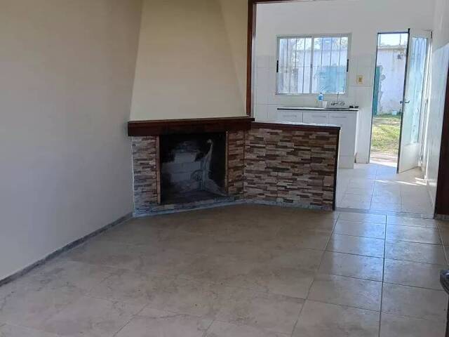 #27 - Casa para Venta en Ciudad de la Costa - UY-CA - 2