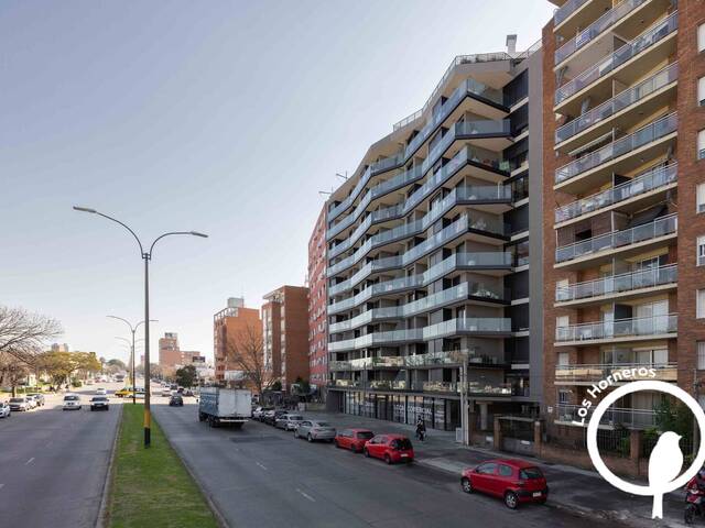 #64 - Apartamento para Alquiler en Montevideo - UY-MO